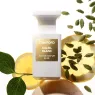 soleil_blanc_all_over_body_spray_2_yoNpfUxKPO.webp